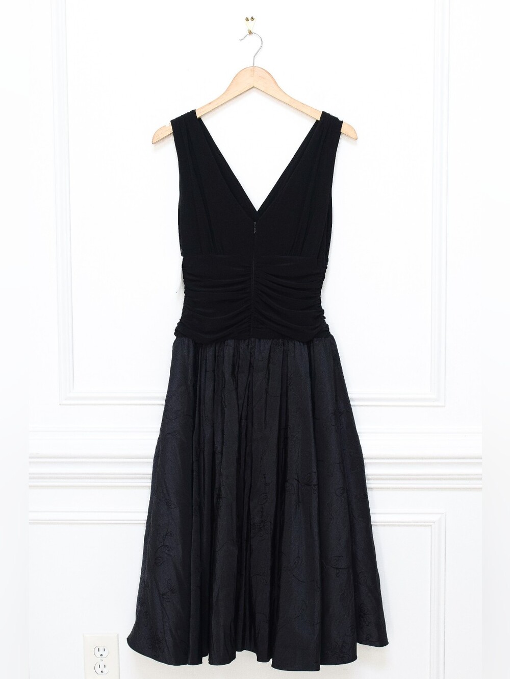 Vintage Black Ruched Drop Waist Floral Embroidered Dress Size 10 Y2K Whimsigoth - Picture 5 of 9